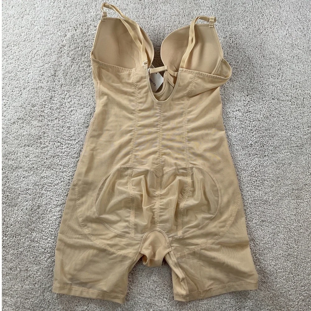 Slimers Nude U Plunge Neckline Full Body Shapewear Bodysuit MidThigh Slimmer NEW